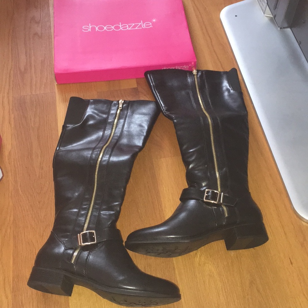 Shoedazzle boots